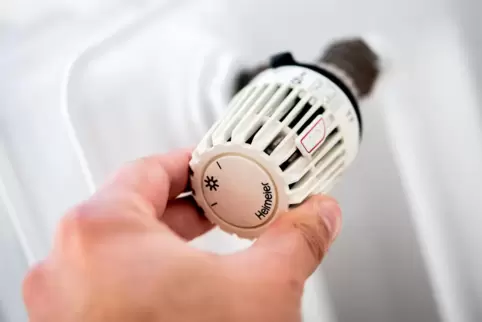 Die Kosten für Energie wachsen vielen Haushalten über den Kopf. Die Landesregierung will Vorsorge treffen. 