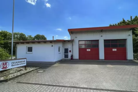 Mittlerweile zu klein: das Feuerwehrhaus in Beindersheim. 