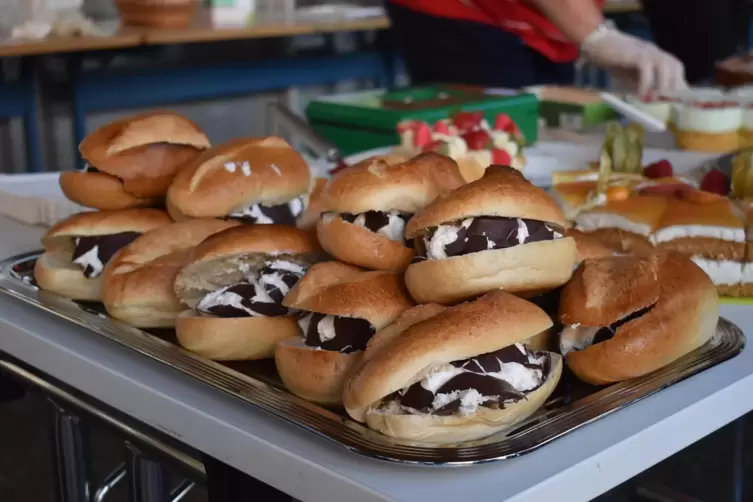 Schaumkussweckle - eine Hommage an fr&uuml;her, wobei die LLeckerei damals noch anders hoie&szlig;.