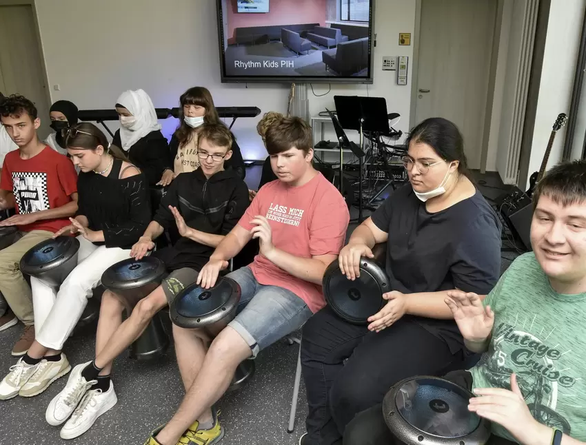 Coole Trommler: die Rhythm Kids des Pfalzinstituts.