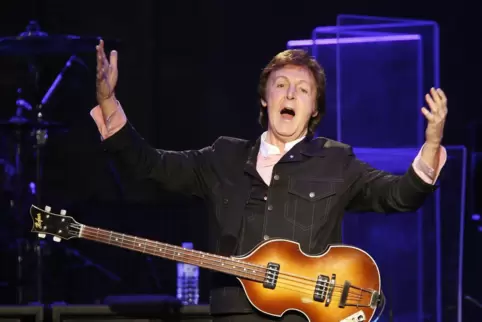 Pail McCartney bei einem Auftritt 2009 im holländischen Arnheim. 