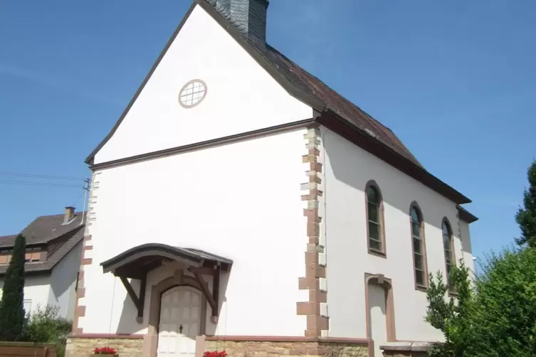 Schmucker Anblick: Die Kirche in Ruchheim wurde 1772 im Barockstil erbaut.