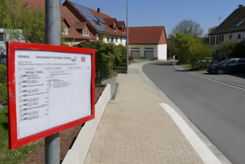 DIe Gemeinde hat 66.000 Euro im Haushalt für den Ausbau der Bushaltestellen an der sanierten Kreisstraße eingestellt.
