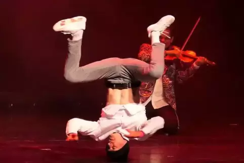 Die Show „Free Vivaldi“, mit der die Schauspiel-Reihe im September startet, stellt Vivaldis „Vier Jahreszeiten“ wortwörtlich auf