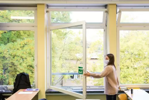 Derzeit müssen sich die Schulen mit Stoßlüften begnügen. 