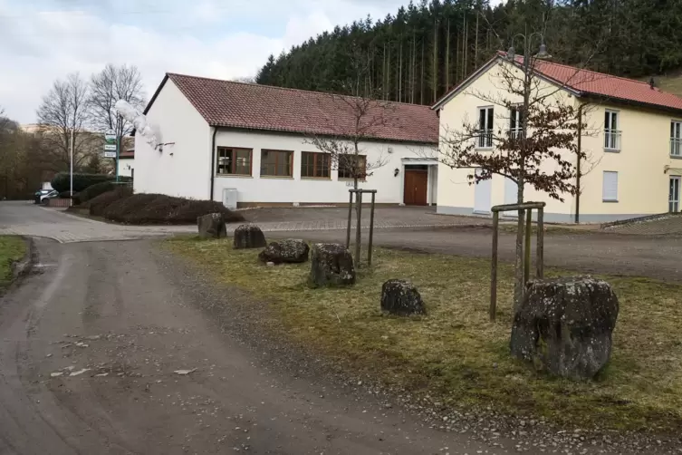 Stets Schauplatz der Kerwe in Oberweiler-Tiefenbach: das Dorgemeinschaftshaus. 