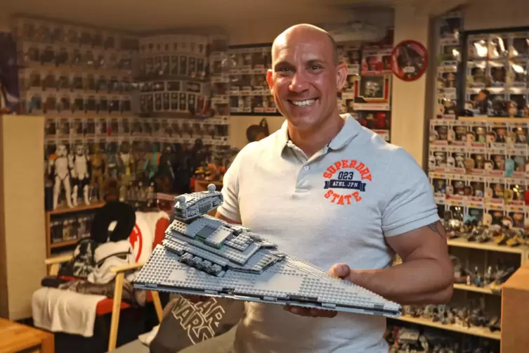 2022: Heute begeistern Heiko Gschwind eher die &bdquo;galaktischen&ldquo; Flugobjekte aus dem &bdquo;Star Wars&ldquo; Universum. 