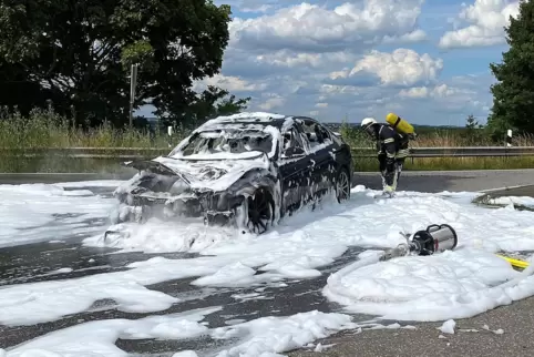 Völlig zerstört: das Unglücksfahrzeug.