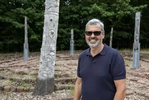 Das Labyrinth als Symbol: Andreas Alter sieht den Ökumenischen Lebenspfad in Alsenborn nicht nur als Wanderweg, sondern die Idee