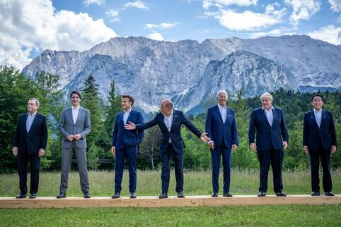 G7-Familienfoto