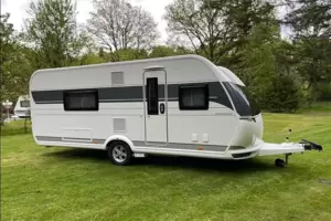 Der Wohnwagen, der in Althornbach gestohlen wurde. Der Wohnwagen, der in Althornbach gestohlen wurde.