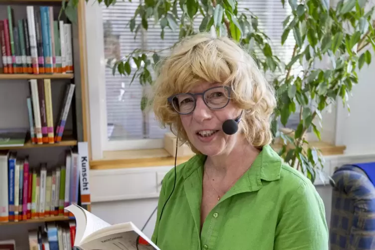 Geschichten, die berühren: Katrin Sommer in der Pfalzbibliothek. 