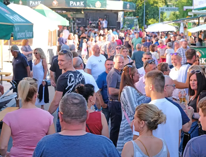 Gedränge wie beim Stadtfest.