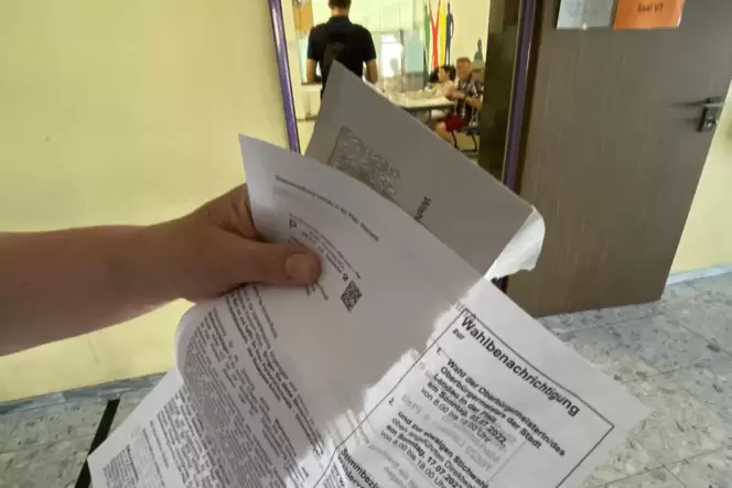 Zwar ist der Anteil der Briefwähler erneut gestiegen, aber die Wahlhelfer in den Wahllokalen hatten dennoch zu tun, hier in der