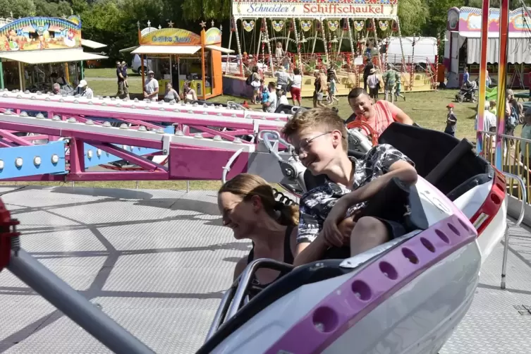 Nervenkitzel: In die Luft geht&rsquo;s mit dem &bdquo;Caribbean Star&ldquo;. 