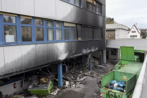 Bei dem Brand an der Klinik in Kandel drang das Feuer vor bis in die Bereiche der Intensivstation. 