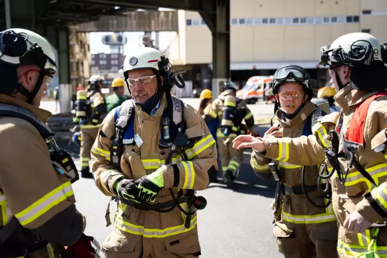 Rund 100 Personen sind im Einsatz.