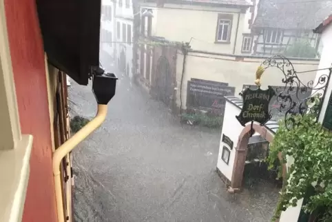 Starkregen in Maikammer am 27. Juli 2019. 