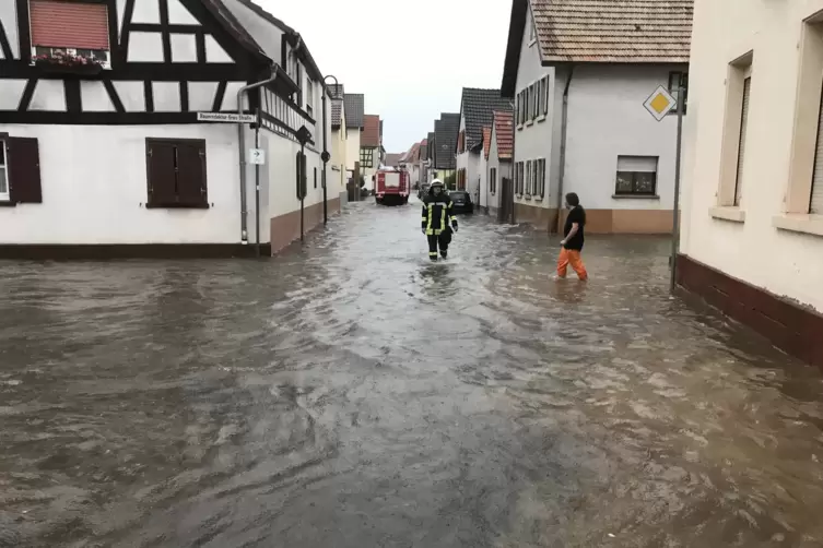 Ein aktuelles Beispiel: die Goethestra&szlig;e in Lachen-Speyerdorf im Juni 2017.