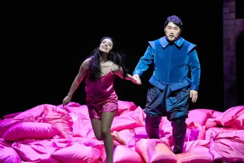 Stimmig: die armenische Sopranistin Ani Yorentz als Juliette und Daniel Kim als Romeo. 