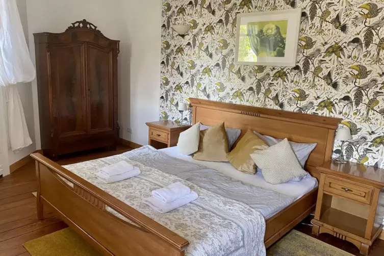 Eines der drei G&auml;stezimmer.