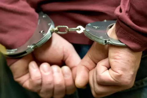 Der 30-jährige Krankenpfleger aus dem Saarpfalzkreis wurde vom Schwurgericht Saarbrücken wegen versuchten Mordes in fünf Fällen 