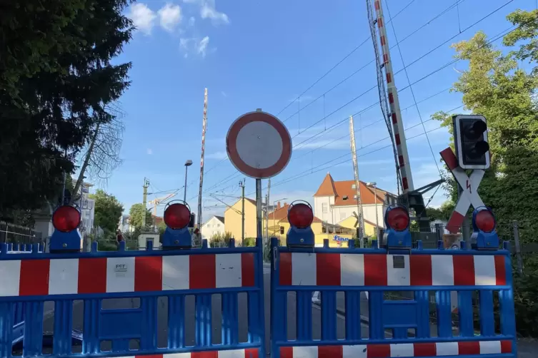 M&uuml;hlturmstra&szlig;e: Umr&uuml;stung l&auml;uft. 