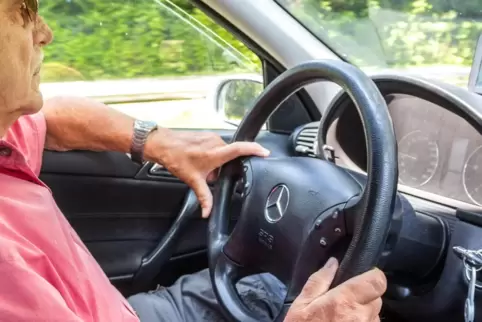 Das letzte Wort des Seniors vor Gericht: „Ich habe jetzt einen Arbeitslosen als Fahrer engagiert.“