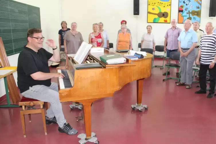 Die Chorgemeinschaft Mundenheim probt donnerstags im Musiksaal des Schulzentrums.