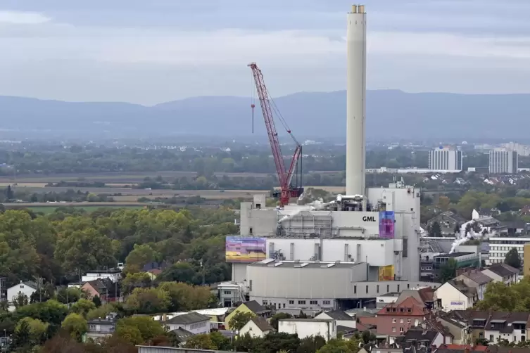 Im GML-Müllheizkraftwerk Ludwigshafen wird der Abfall von rund einer Million Menschen verbrannt. 