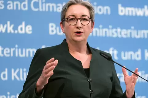 Ihr Ressort ist am Abfassen von Regeln für den Einbau von Heizungen beteiligt: Bauministerin Klara Geywitz (SPD). 