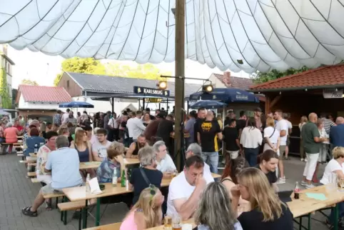 Ein Angehöriger der Bundeswehr hatte den Fallschirm einst organisiert. 