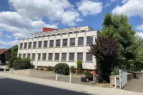 Das Finanzamt in der Trierer Straße.