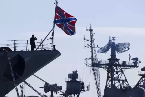 Auf der Krim ist die russische Schwarzmeerflotte stationiert. 