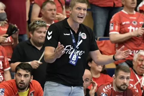 Eulen-Trainer Michel Abt sieht dem schweren Auftakt-Programm der Eulen Ludwigshafen zuversichtlich entgegen.