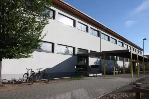 Die Anzahl der Schulkinder steigt – die Schule muss wachsen. 