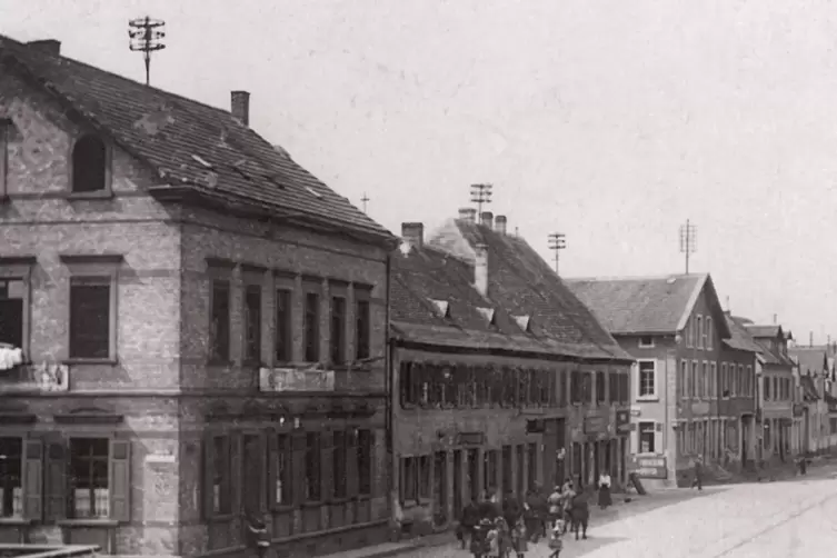 Das Wirtshaus „Zum Ochsen“: Hier fand 1946 die Versammlung zur Wieder-Gründung der SPD Mutterstadt statt. 