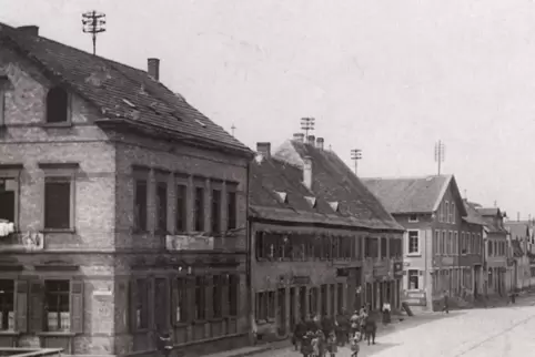 Das Wirtshaus „Zum Ochsen“: Hier fand 1946 die Versammlung zur Wieder-Gründung der SPD Mutterstadt statt. 