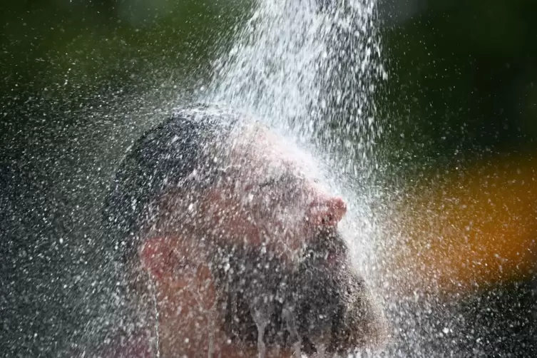 Energiesparmaßnahme: Aus den Duschen im Hauensteinern Freibad soll künftig nur noch kaltes Wasser kommen.