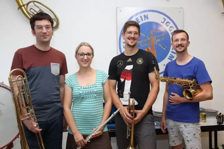  Auf der Suche nach Musikerkollegen: Thomas Lützel, Annika Barth, Frederick Barth und Jens Böhler (von links) vom Musikverein Ig