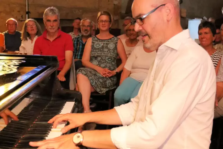 Gern gesehener Gast in der Region: Frank Muschalle gehört zu den gefragtesten Pianisten der Welt. Unser Foto zeigt ihn bei einem