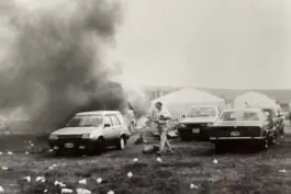 Am Abend des 28. August 1988 waren nur noch vereinzelte Autos auf den großen Parkplätzen der Air Base zu finden. „Die Autos der 