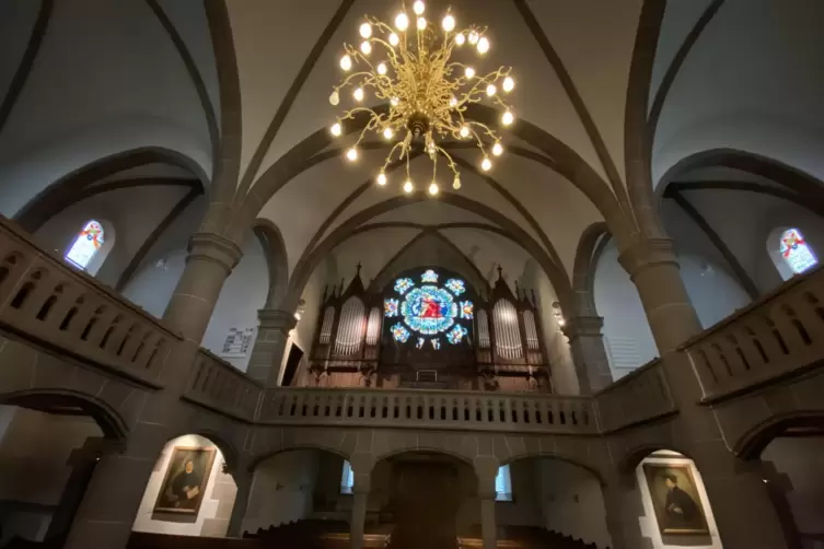 Die Walcker-Orgel in Eisenberg ist das größte Instrument in unserer Region.
