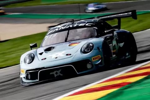  Im Juni konnten sich Marvin Dienst und seine Teamkollegen bei Testfahrten in Spa schon mal an den Toksport-Porsche gewöhnen. 