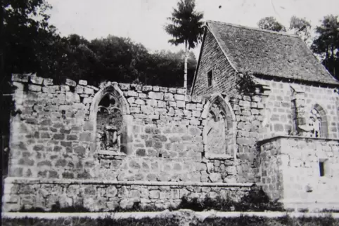 Die Ruine der Annakapelle etwa um 1880. 