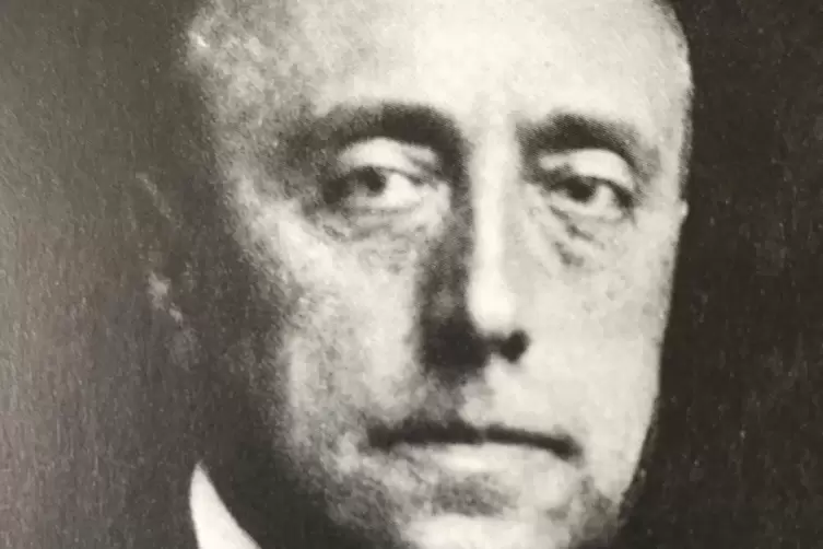 Der &bdquo;Gr&uuml;ndervater&ldquo;: Hans Graf, 1921 bis 1945 Direktor derPf&auml;lzischen Landesgewerbeanstalt. 