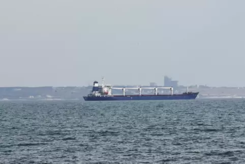 Die „Razoni“ beim Verlassen von Odessa.
