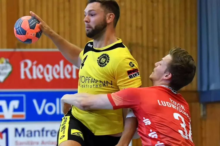 Sebastian Trost (rechts) hat seinen Bachelor an der Uni Karlsruhe absolviert.