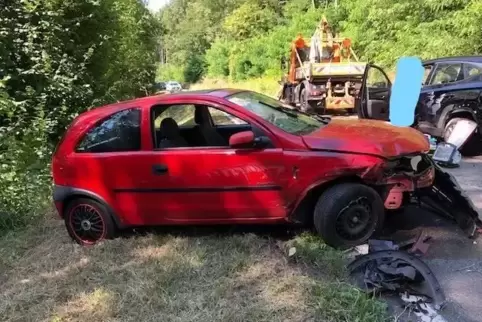 Der Unfall-Opel war nicht mehr fahrbereit. 