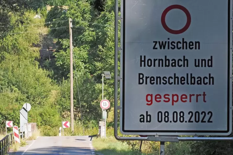 Gesperrt ist der direkte Weg nach Brenschelbach schon jetzt, aber die Sperrung rückt bald weiter Richtung Hornbach. 